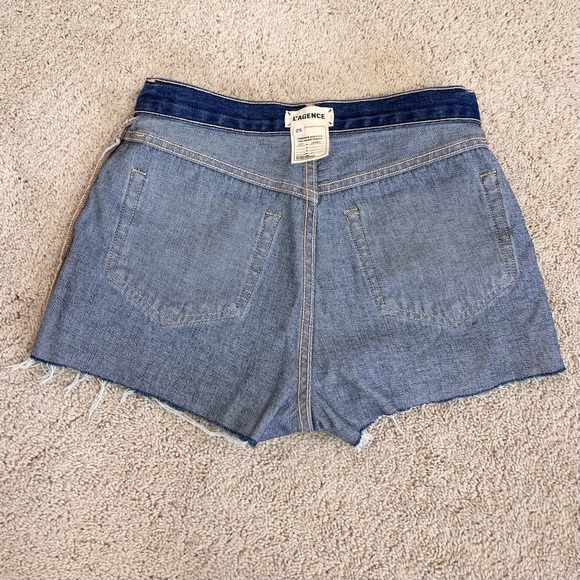 L'agence Marilyn High Rise Denim Short in Newberry - Picture 11 of 17